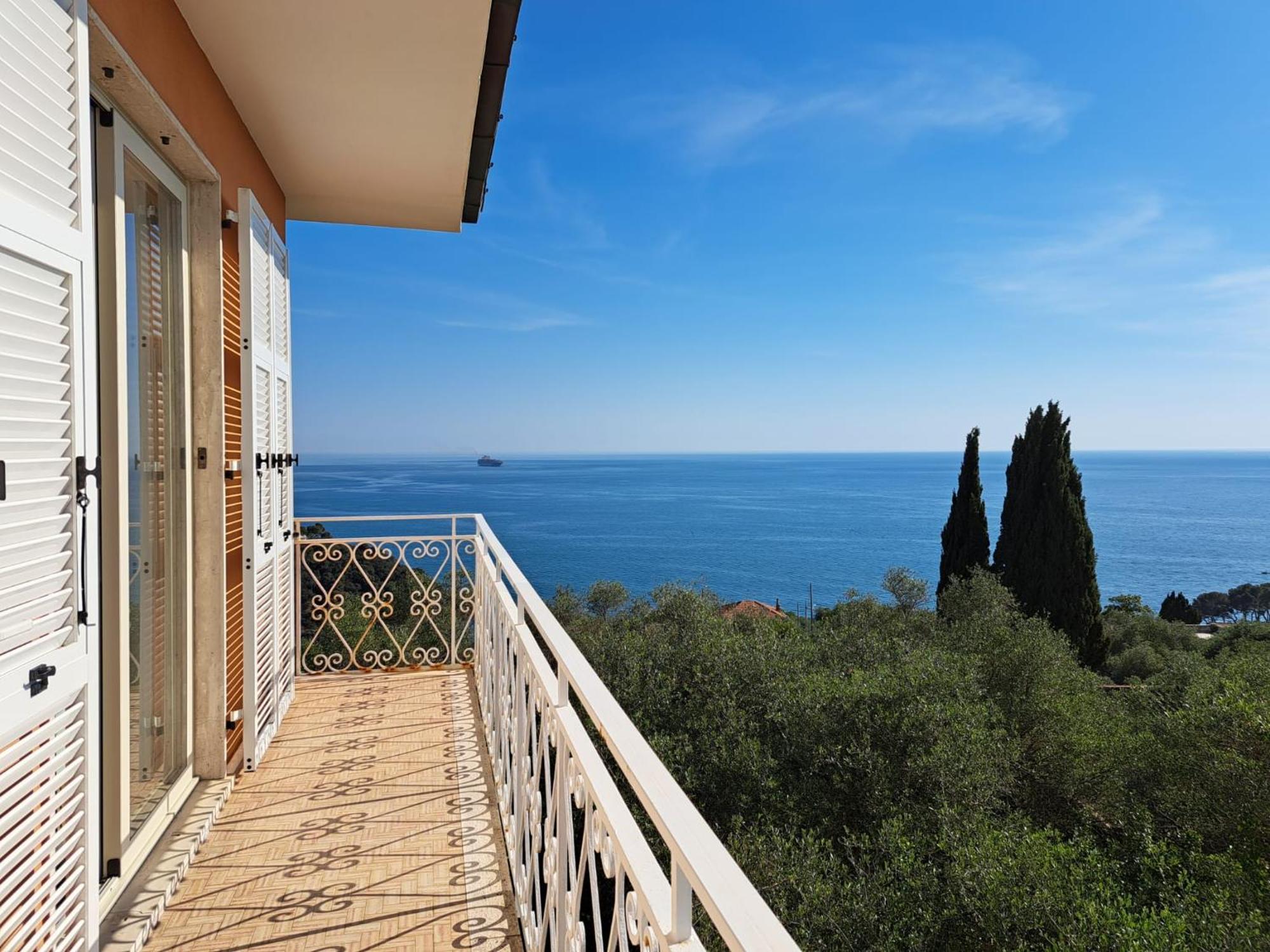 Villa Degli Ulivi - Free Parking Леричи Екстериор снимка