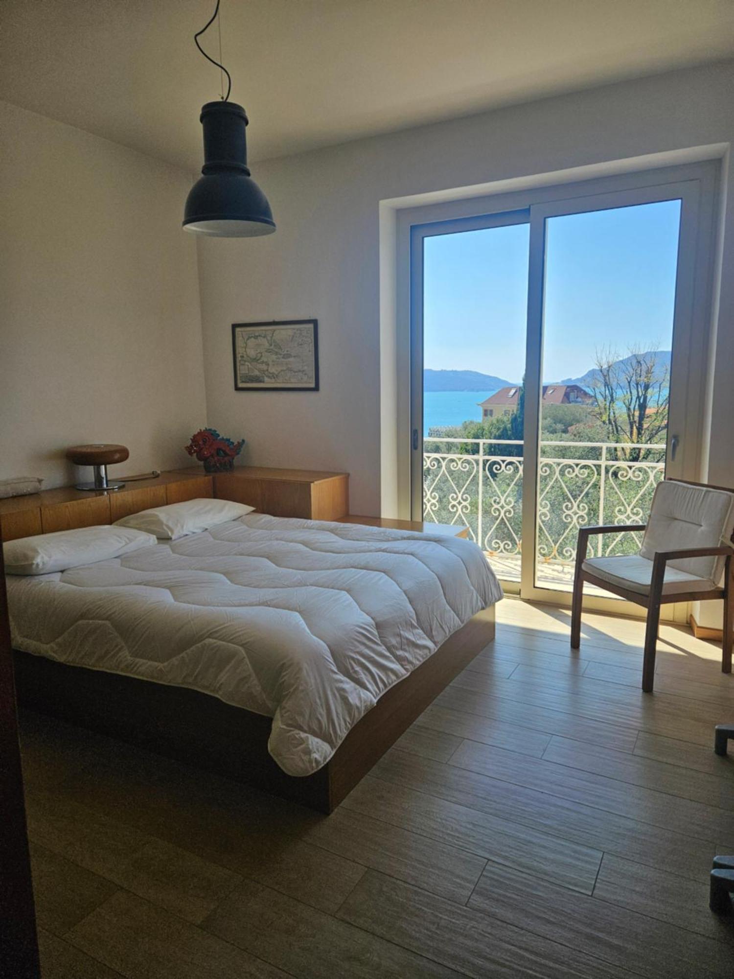 Villa Degli Ulivi - Free Parking Леричи Екстериор снимка