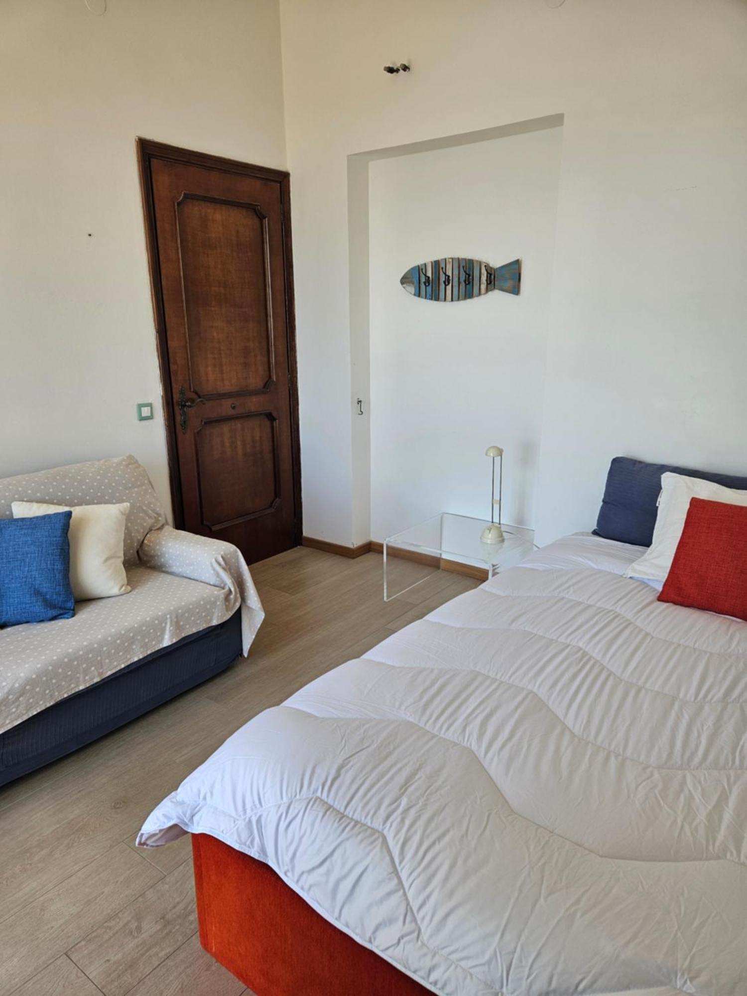 Villa Degli Ulivi - Free Parking Леричи Екстериор снимка